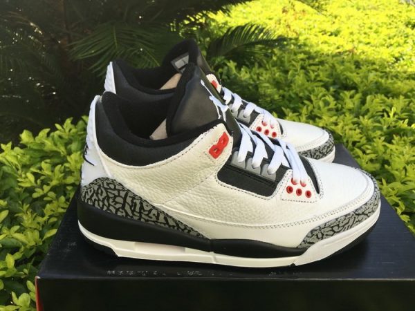 Air Jordan 3 III Infrared 23 sneaker