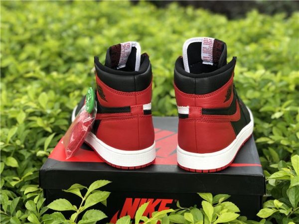 Jordan 1 Homage To Home Black Red White heel