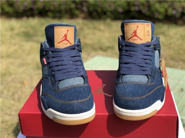 Jordan 4 Retro Leevis Denim Tag with Leevis Logo front