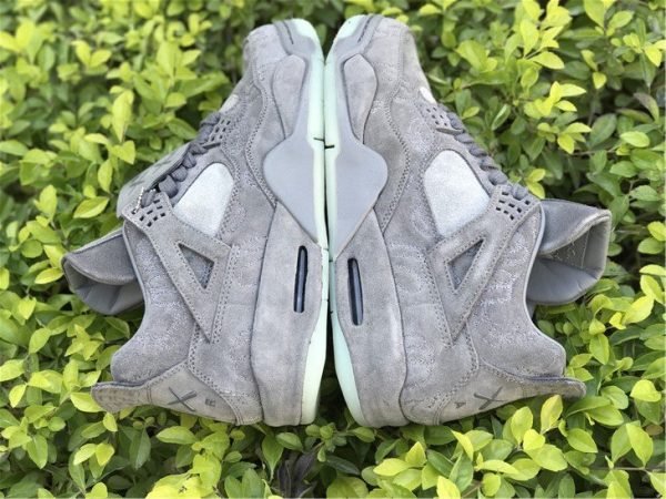 KAWS x Air Jordan 4 Cool Grey panel