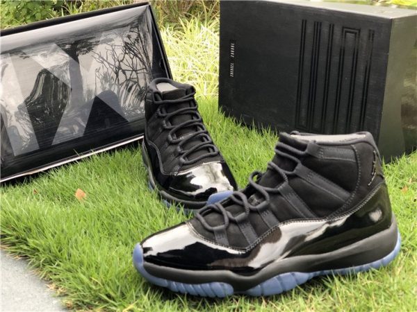 2018 Air Jordan 11 Cap and Gown Triple Black detail