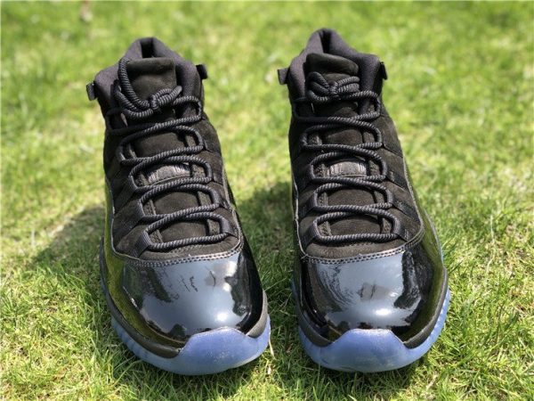 Air Jordan 11 Cap And Gown front