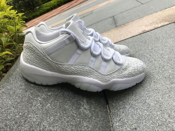 Air Jordan 11 Low Heiress Frost White