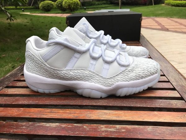 Air Jordan 11 Low Heiress Frost White sneaker