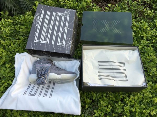 Air Jordan 11 Retro Prem grey Suede box