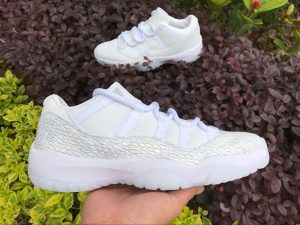 Air Jordan 11 XI Low Frost White Pure Platinum