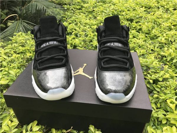 Air Jordan XI 11 Retro Low Barons Black upper