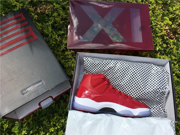 Air Jordan XI Chicago Gym Red 2017 in box