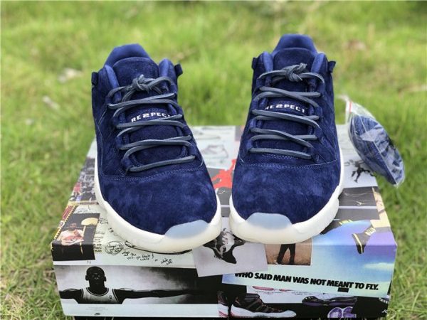 Air Jordan XI Low Derek Jeter RE2PECT Blue Suede front