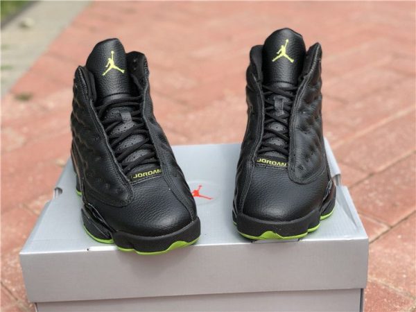 Jordan 13 Retro Altitude tongue