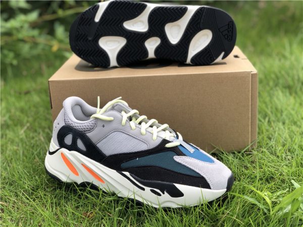 Adidas Yeezy Boost 700 Wave Runner Solid Grey sneaker