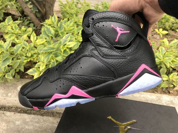 Air Jordan 7 GS Black Hyper Pink shoes