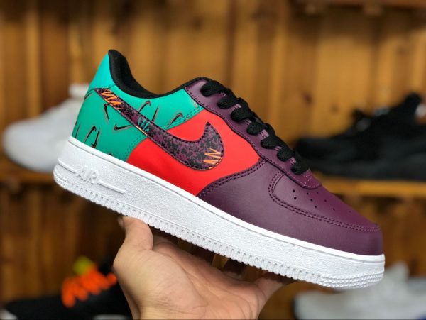 Nike Air Force 1 AF 1 Low What The 90s on hand