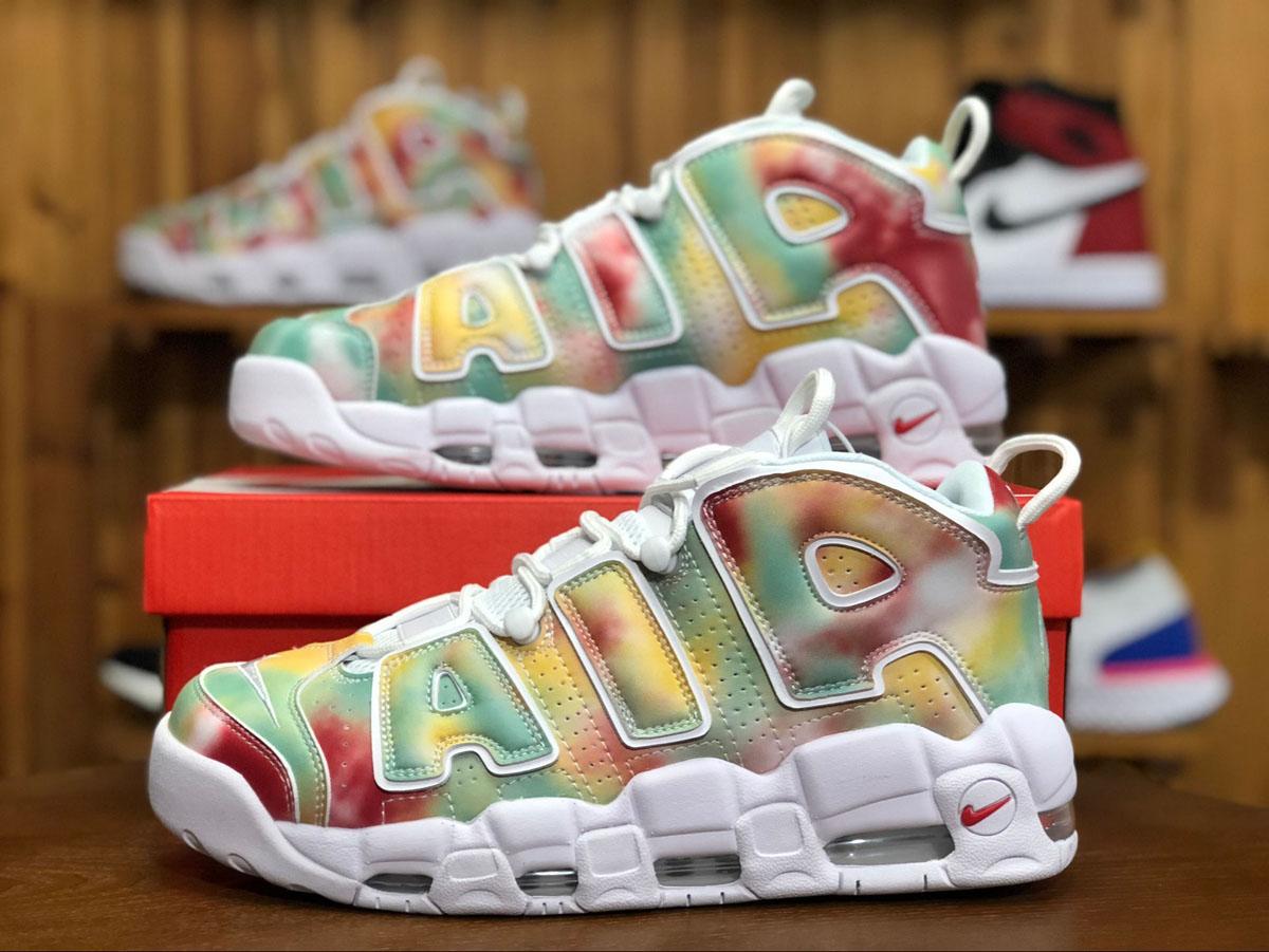 2018 Nike Air More Uptempo London UK Amarill AV3809-700