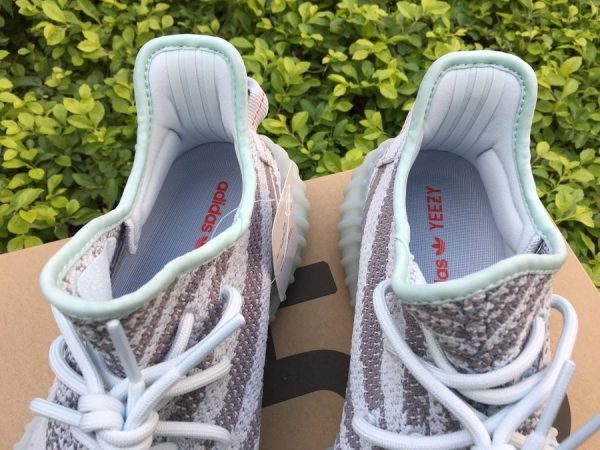 Yeezy Boost 350 V2 Blue Tint inner