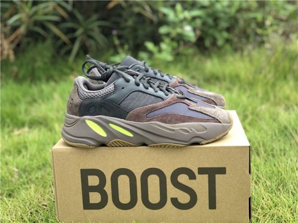 adidas Yeezy Boost 700 Mauve 2018