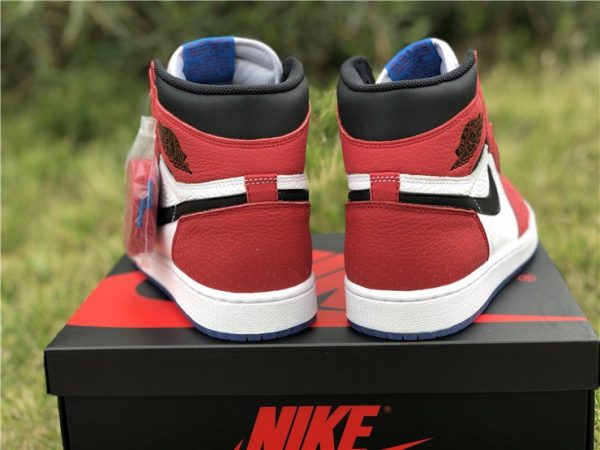 Air Jordan 1 Retro High OG Chicago Crystal back