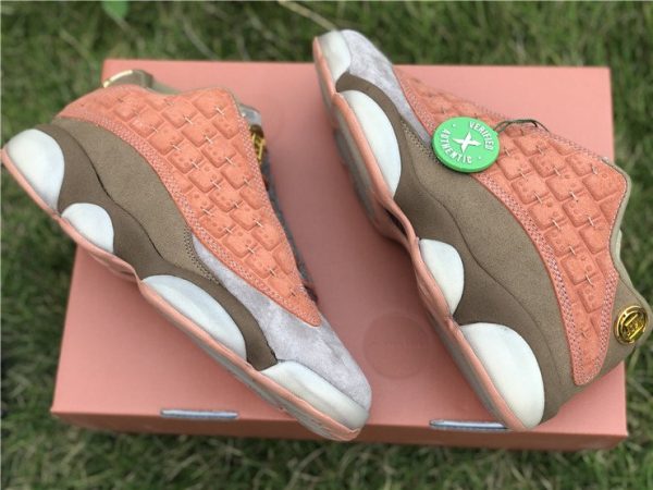 Air Jordan 13 Low Clot Terra Blush panel