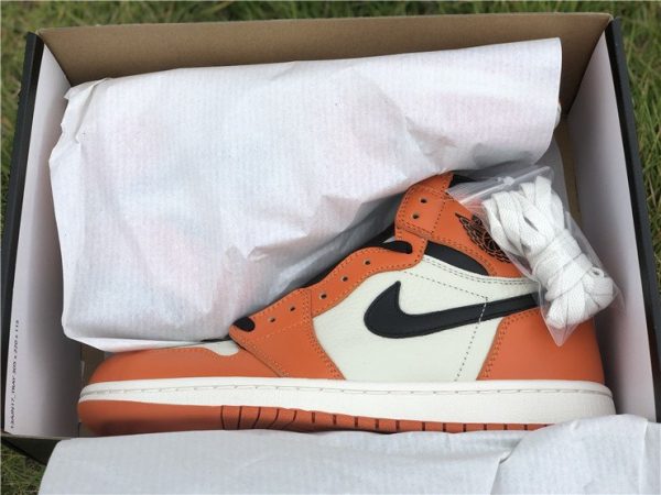 Jordan 1 Shattered Backboard Away with box