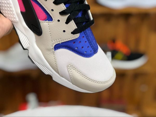 Nike Air Huarache Desert Sand Persian Violet toe