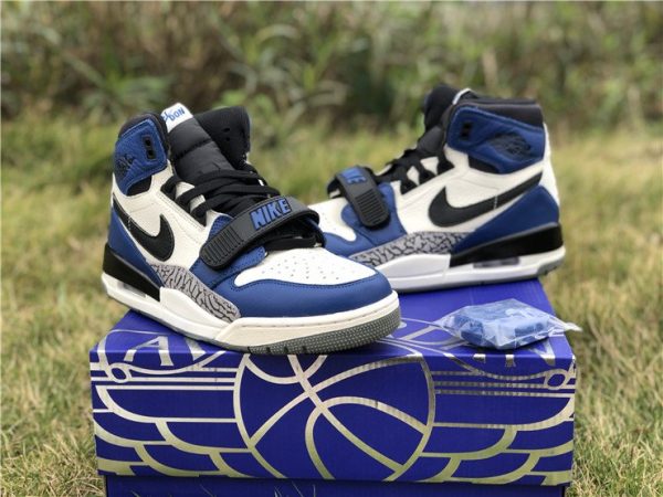 Jordan Legacy 312 Sail Storm Blue with box