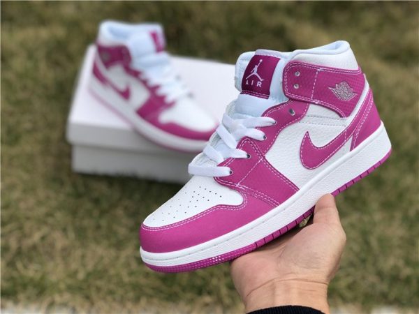 Air Jordan 1 Chameleon True Berry Rush Pink-White on hand