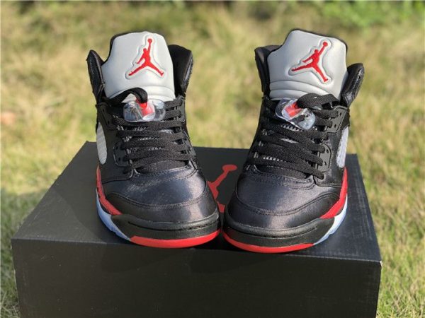 Air Jordan 5 Bred Black University Red front