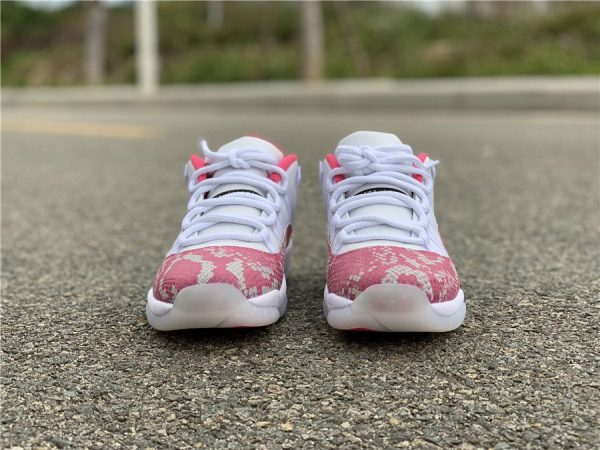 AJ 11 Low WMNS Pink Snakeskin toe