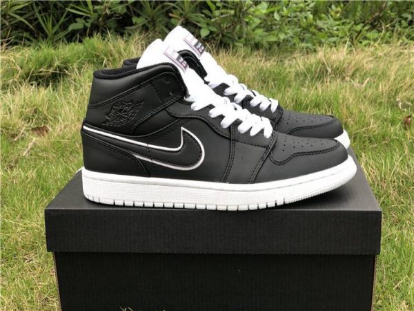 Air Jordan 1 Mid Black White 852542-016