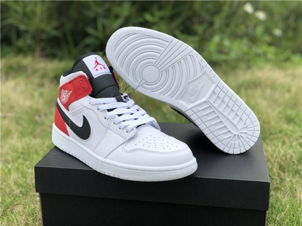 Air Jordan 1 Mid White Red Black 554724-116 sole