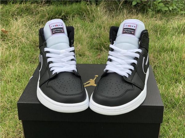 Jordan 1 Mid Black White 852542-016 front