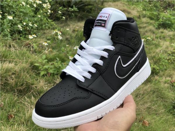 Jordan 1 Mid Black White 852542-016 on hand