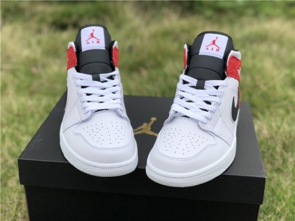 Nike Air Jordan 1 Mid Chicago Remix front