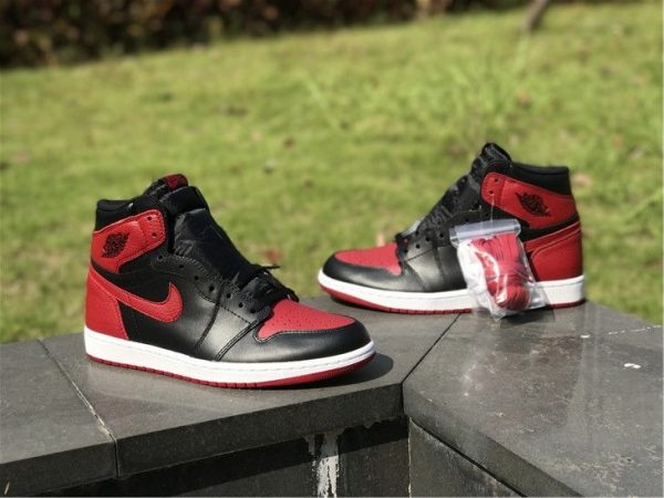 Air Jordan 1 High Bred Banned