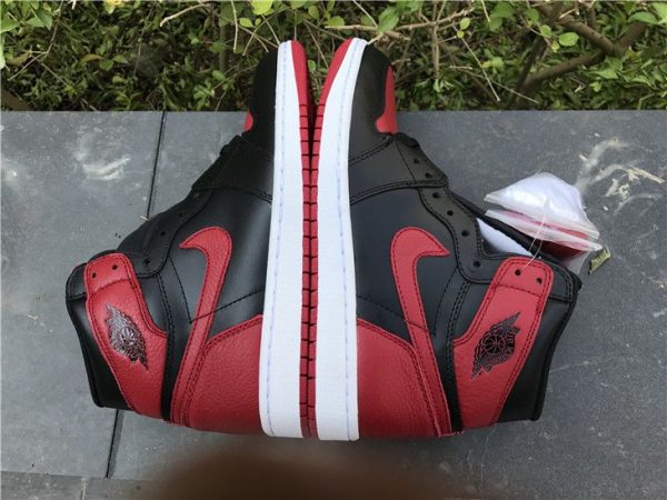 Air Jordan 1 High Bred Banned white