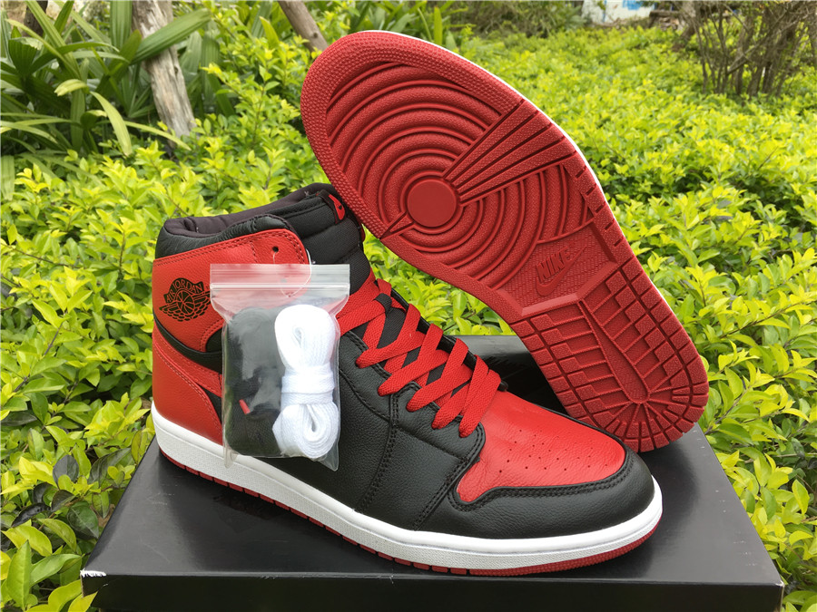 Air Jordan 1 Retro High Banned 2011 With X sneaker