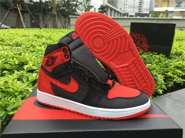 Air Jordan 1 Retro High OG SE Satin for sale