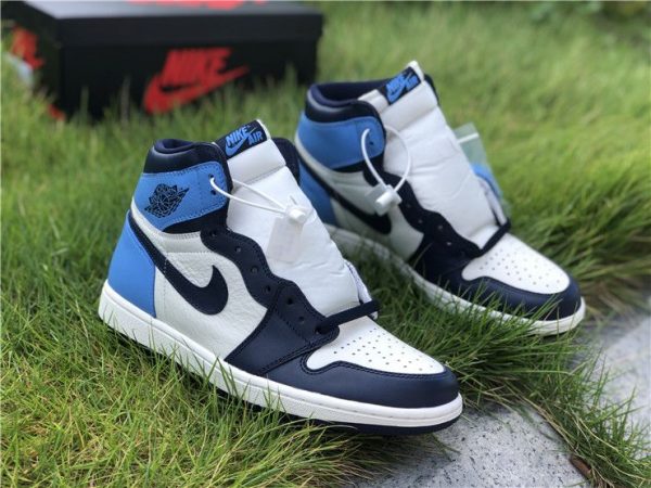 Air Jordan 1 Retro High OG Sail Obsidian sneaker