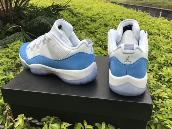 Air Jordan 11 Low Columbia heel