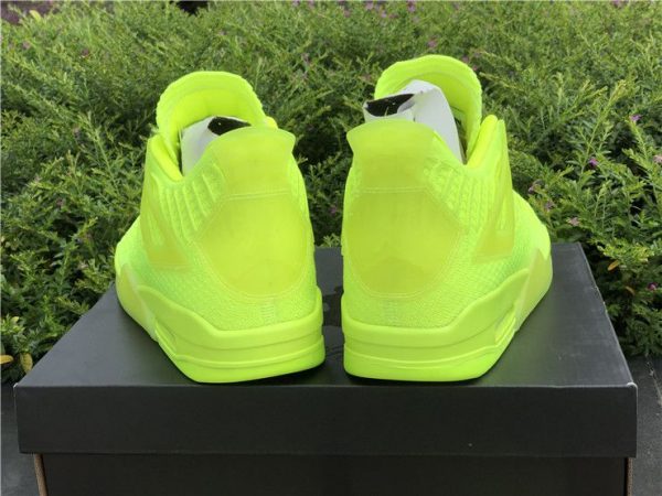 Air Jordan 4 Flyknit Volt heel