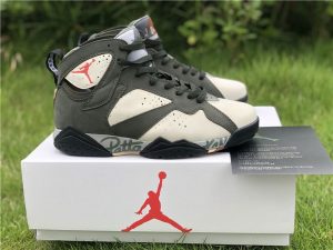 Air Jordan 7 SP X Patta Icicle