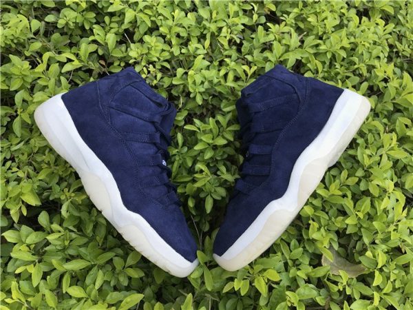 Jordan 11 Navy Sudede Derek Jeter RE2PECT