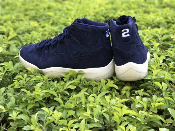 Jordan 11 Navy Sudede Derek Jeter RE2PECT heel