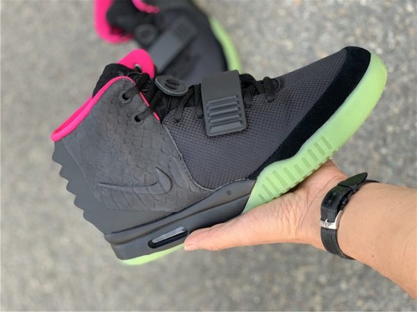 Nike Air Yeezy 2 NRG Solar Red look