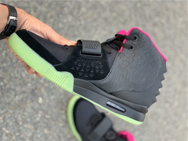 Nike Air Yeezy 2 NRG Solar Red panel