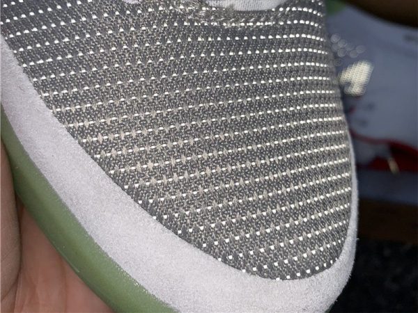 Nike Air Yeezy 2 Pure Platinum toe