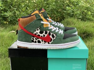 Nike SB Dunk High Dog Walker