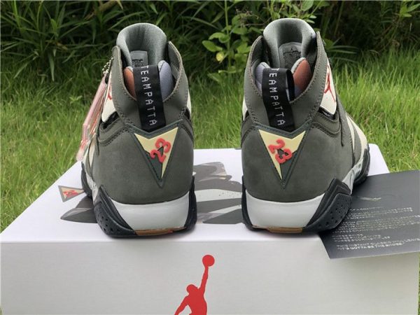 Patta x Air Jordan 7 Icicle heel