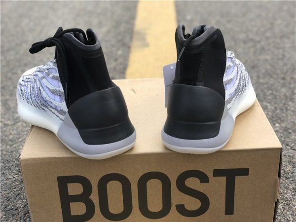 adidas Yeezy Basketball Quantum black heel