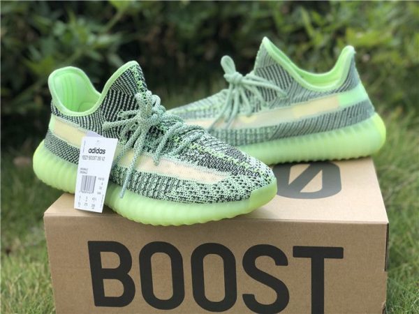 adidas Yeezy Boost 350 V2 Yeezreel gloging sole